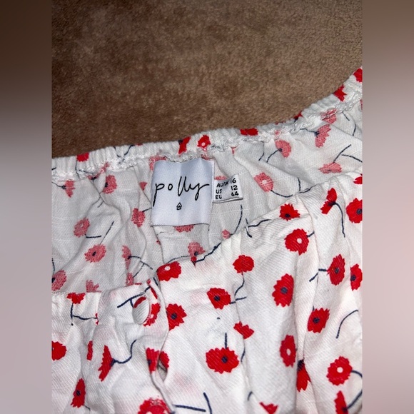 Princess Polly Kiewa Crop Top
US 12 / White - Picture 2 of 3